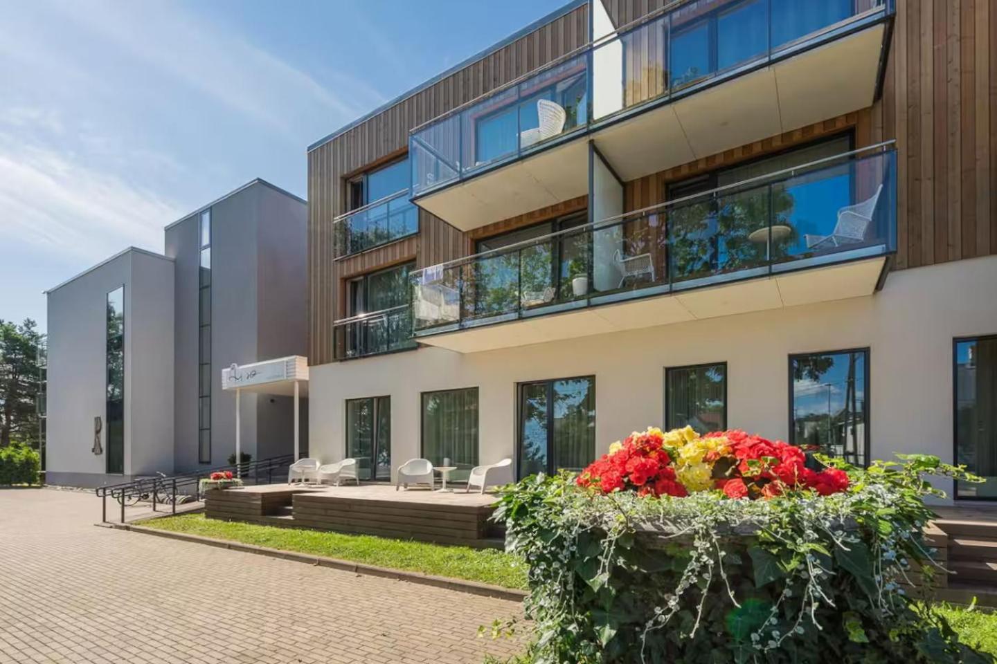 Lovely Aisa Apartment | 2 Terraces Pärnu Eksteriør billede